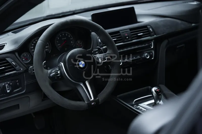 2019 بي ام دبليو الفئة ام إم 4 سي إس أي