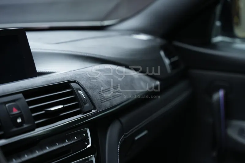 2019 بي ام دبليو الفئة ام إم 4 سي إس أي