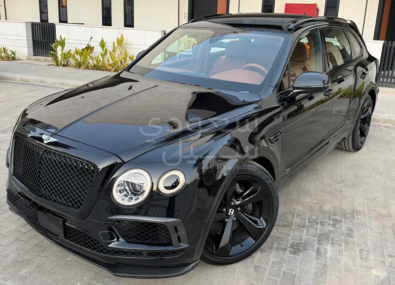 2019 بنتلي بنتايجا اس يو في