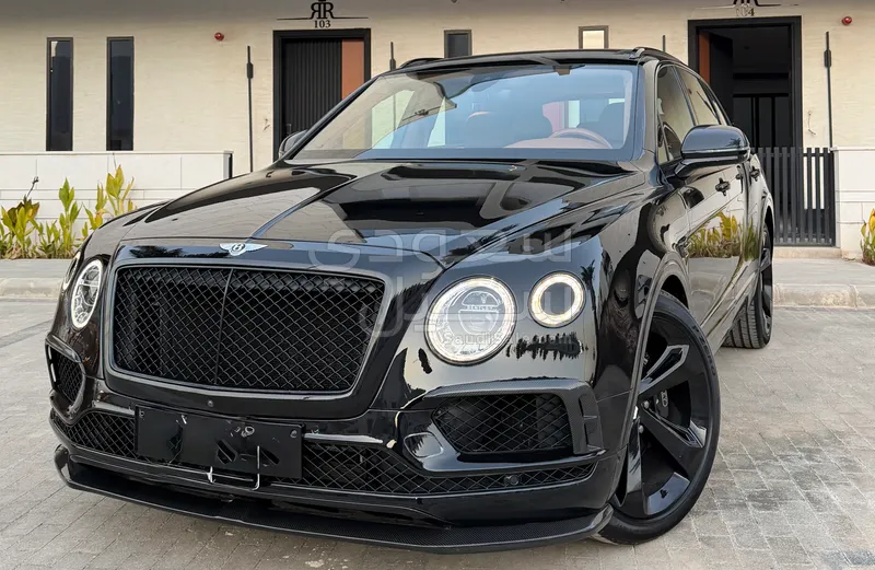 2019 بنتلي بنتايجا اس يو في