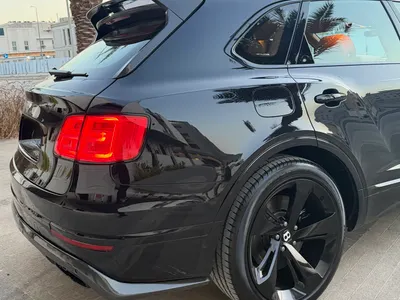 2019 بنتلي بنتايجا اس يو في