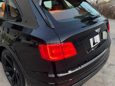 2019 بنتلي بنتايجا اس يو في