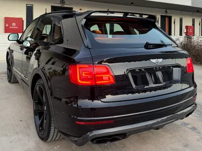 2019 بنتلي بنتايجا اس يو في