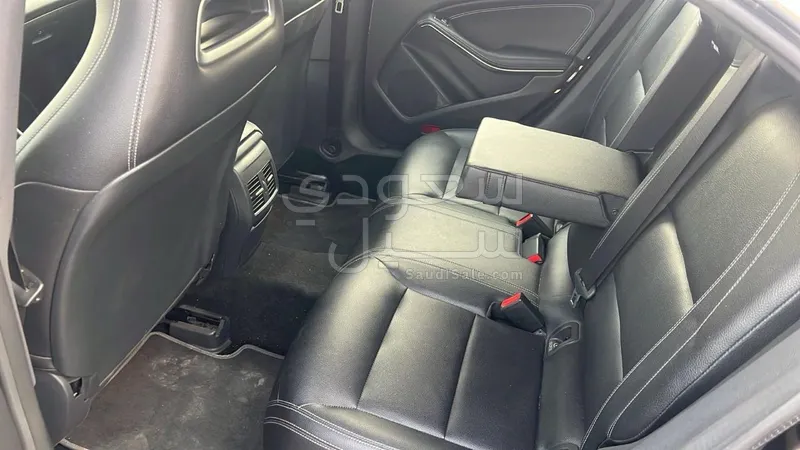 2018 مرسيدس - بنز سي إل أي أي إم جي 45