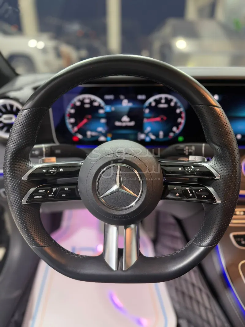 2022 مرسيدس - بنز إي 200 كوبيه