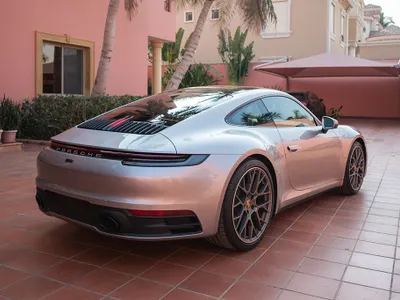 2024 بورش 911 كاريرا