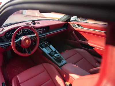 2024 بورش 911 كاريرا