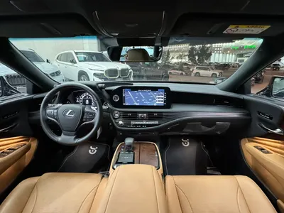 2022 لكزس إل إس 350