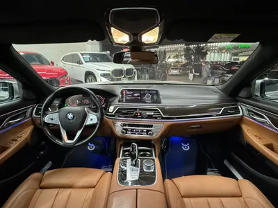 2020 بي ام دبليو الفئة السابعة 730 إل أي