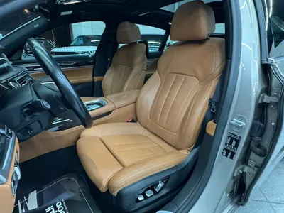 2020 بي ام دبليو الفئة السابعة 730 إل أي