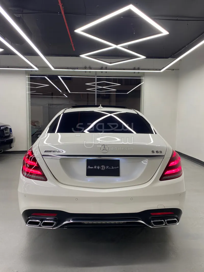 2020 مرسيدس - بنز إس 63 أي إم جي