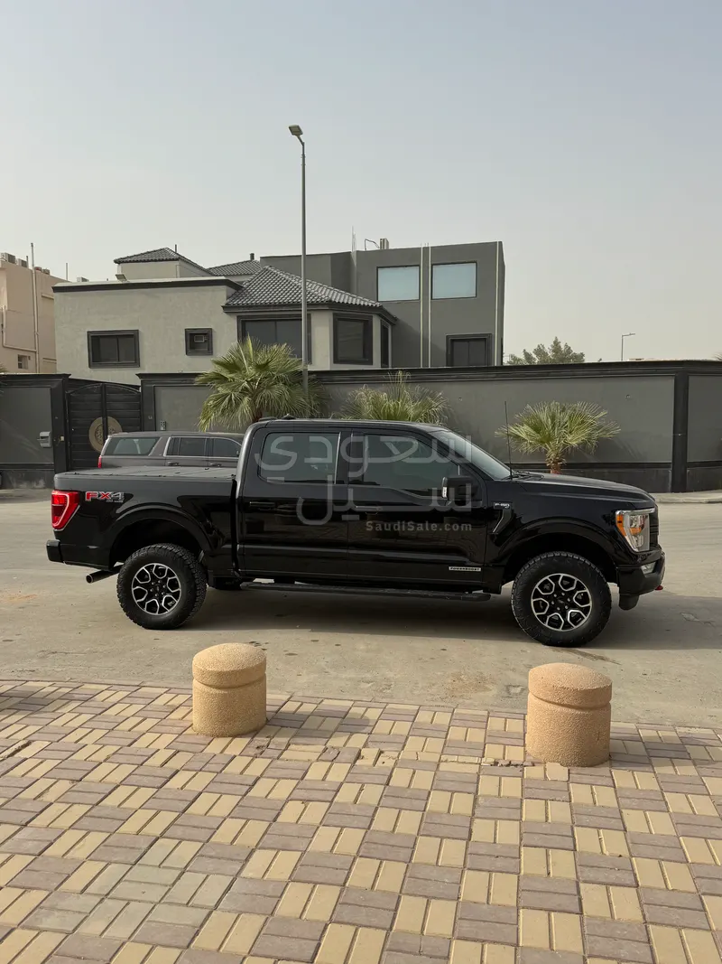 2022 فورد اف 150
