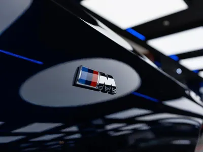 2026 بي ام دبليو الفئة السابعة 735أي