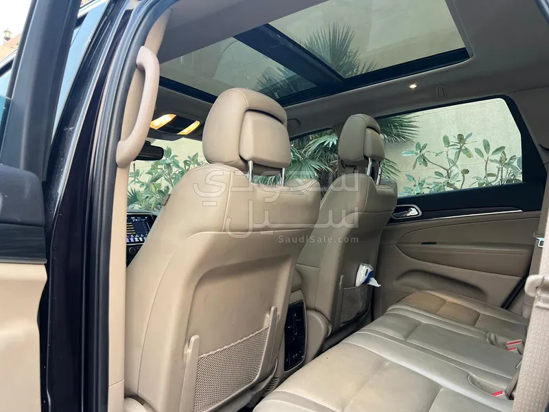 2020 جييب جراند شيروكي ليميتد