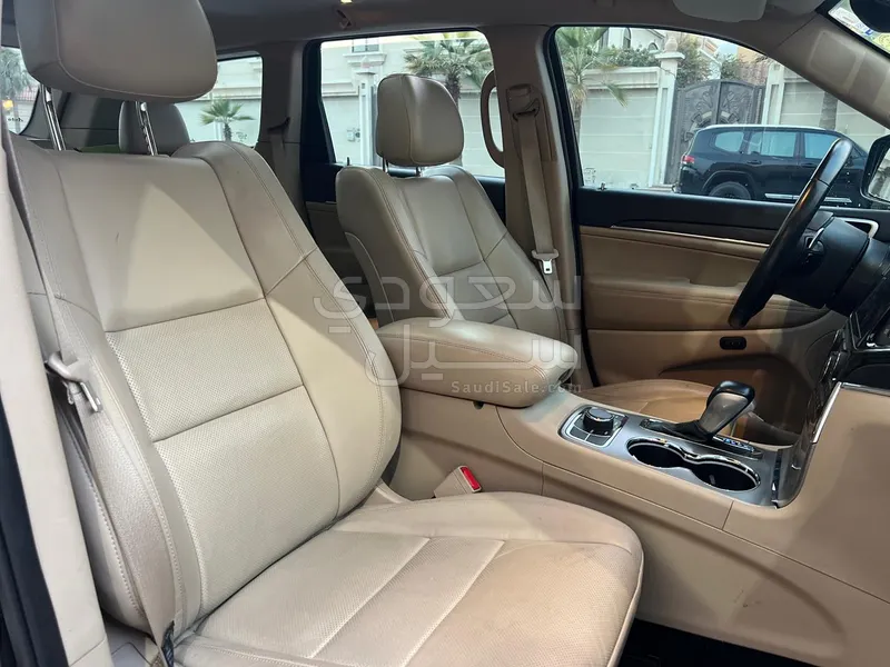 2020 جييب جراند شيروكي ليميتد