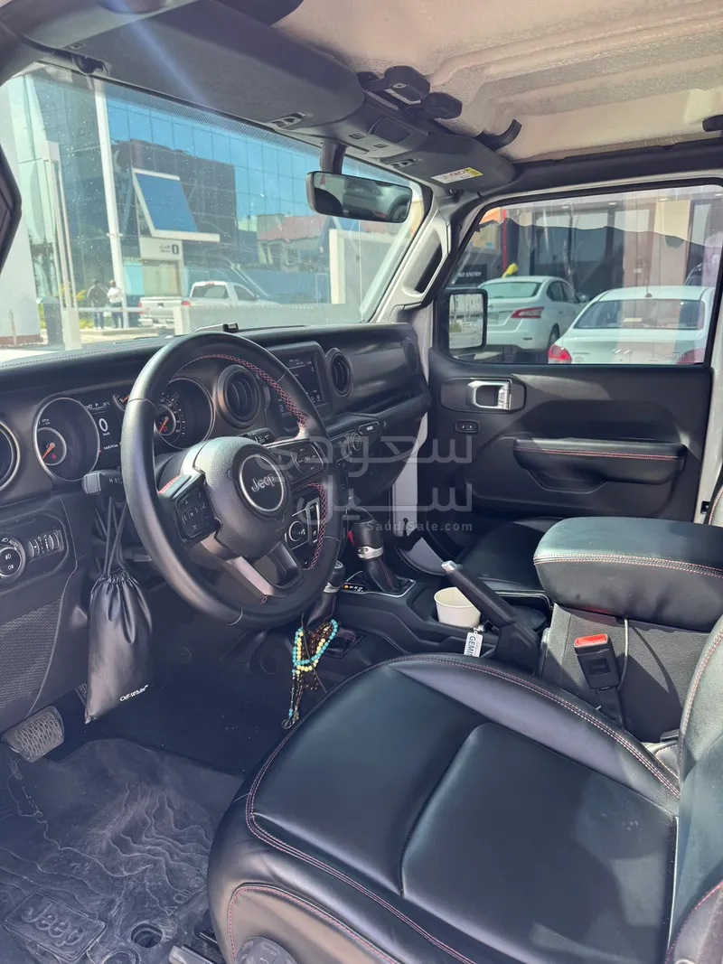 2019 جييب رانجلر سبورت