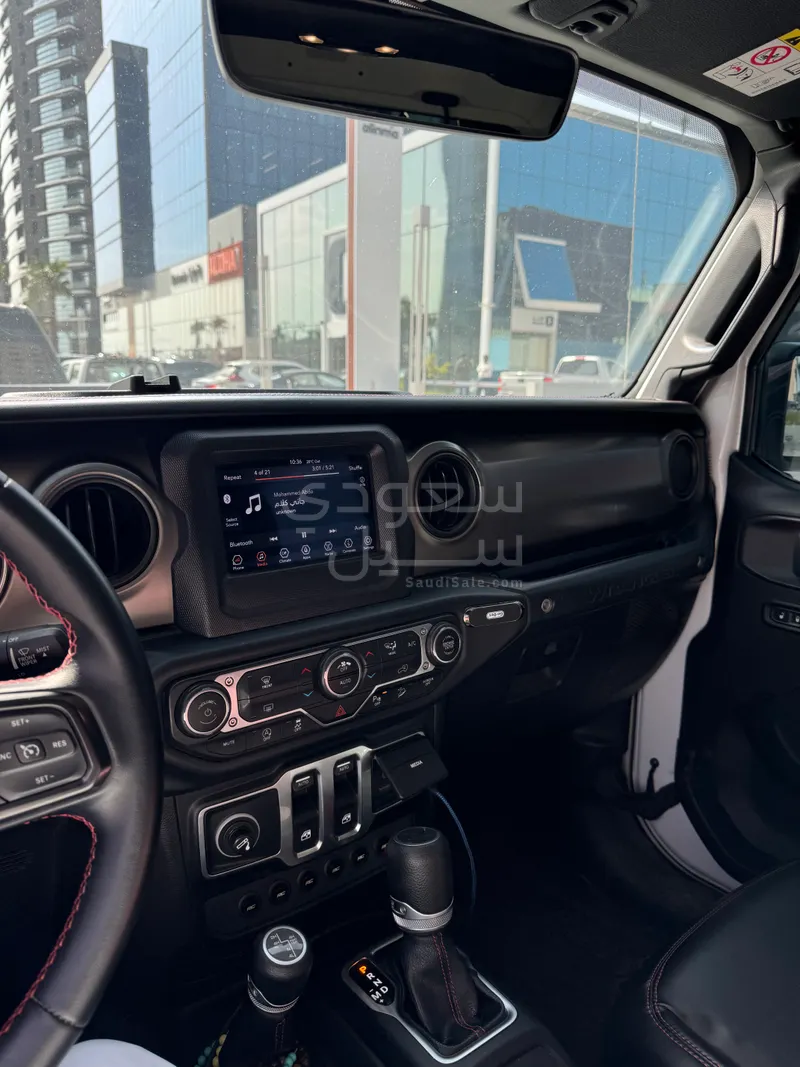 2019 جييب رانجلر سبورت