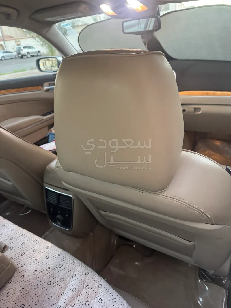 2012 كرايسلر 300 هيمى