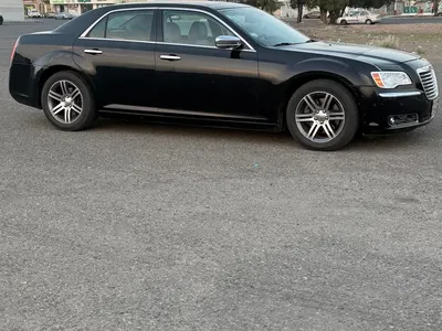 2012 كرايسلر 300 هيمى