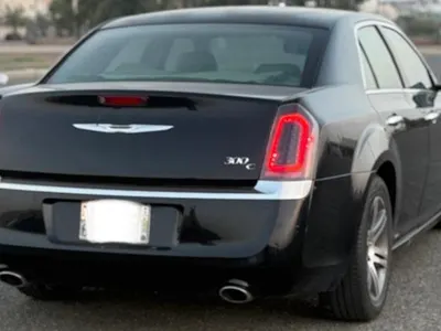 2012 كرايسلر 300 هيمى