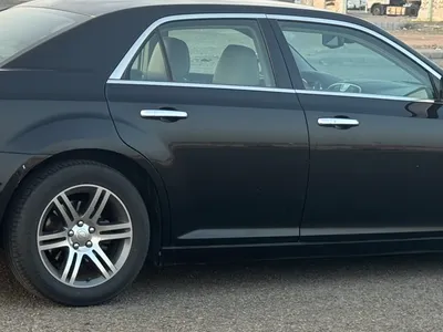 2012 كرايسلر 300 هيمى