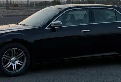 2012 كرايسلر 300 هيمى