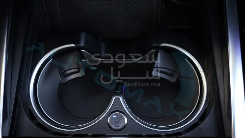 2025 مرسيدس - بنز جي 63 أي إم جي