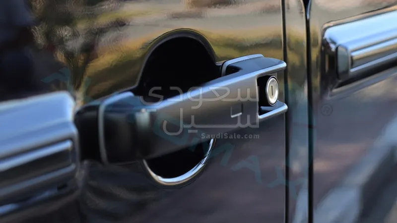 2025 مرسيدس - بنز جي 63 أي إم جي