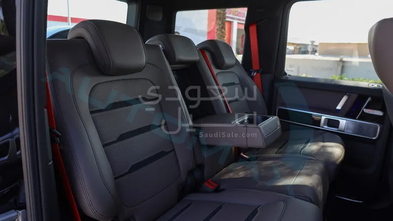 2025 مرسيدس - بنز جي 63 أي إم جي