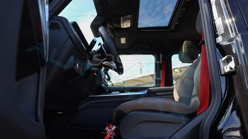 2025 مرسيدس - بنز جي 63 أي إم جي