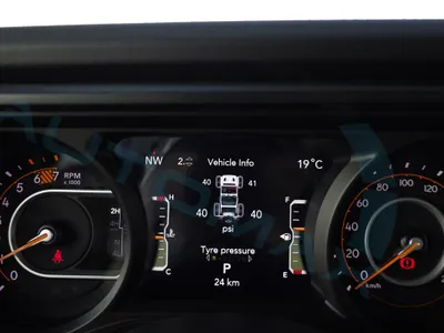 2025 جييب رانجلر صحارى