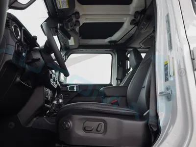 2025 جييب رانجلر صحارى