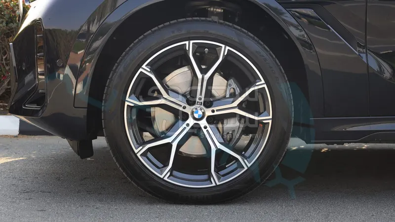 2026 بي ام دبليو الفئة اكس 6 إم