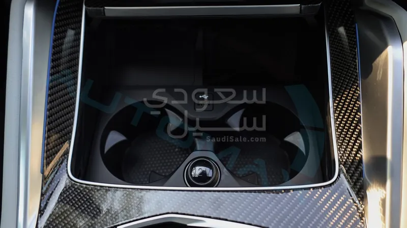 2026 بي ام دبليو الفئة اكس 6 إم