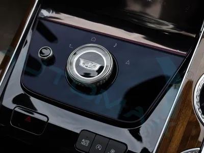 2025 كاديلاك اسكاليد سبورت