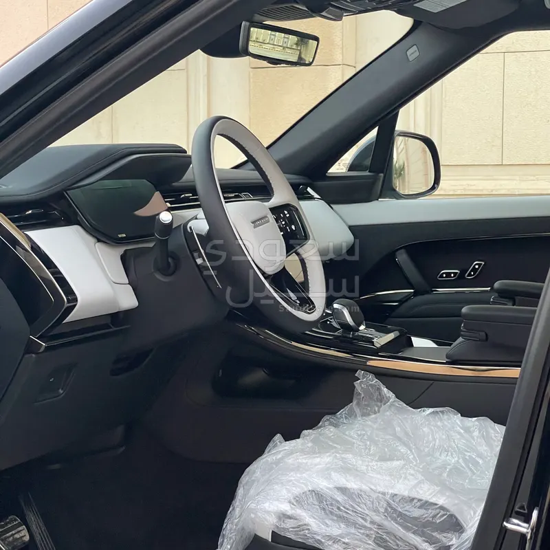 2025 Land Rover Range Rover Sport HSE