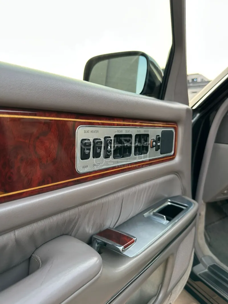 2000 تويوتا سنشري