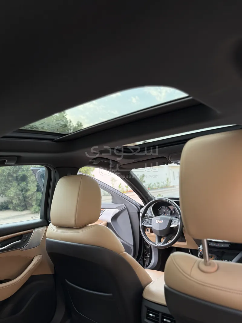 2020 كاديلاك سي تي 5