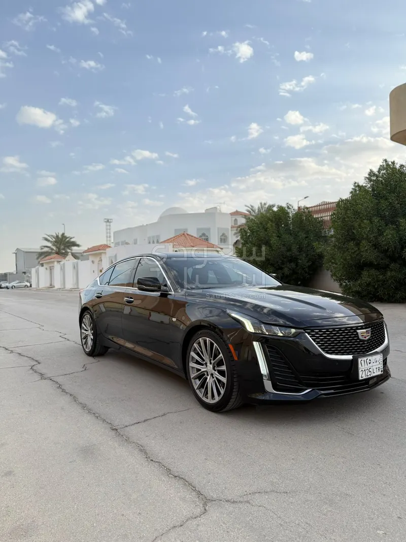 2020 كاديلاك سي تي 5