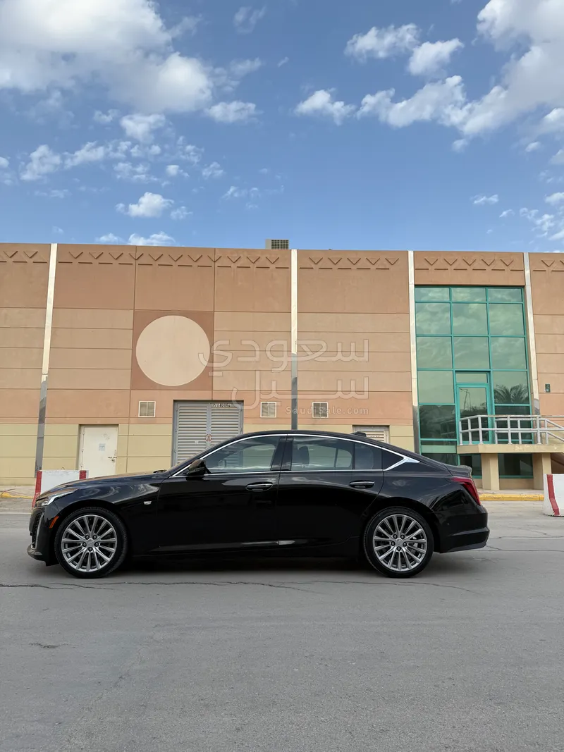 2020 كاديلاك سي تي 5