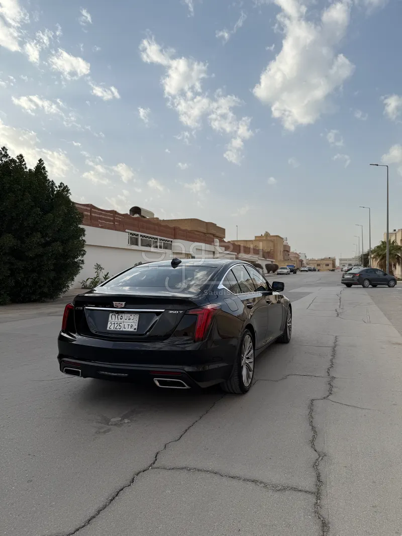 2020 كاديلاك سي تي 5