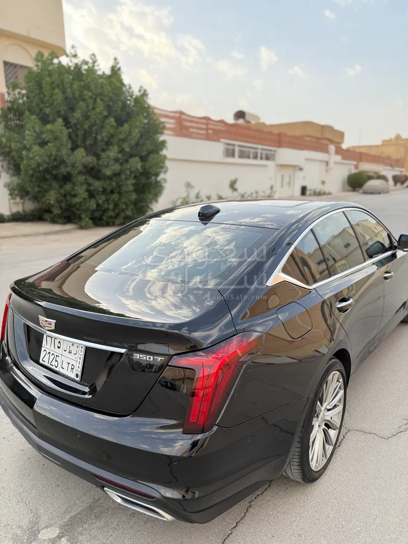 2020 كاديلاك سي تي 5