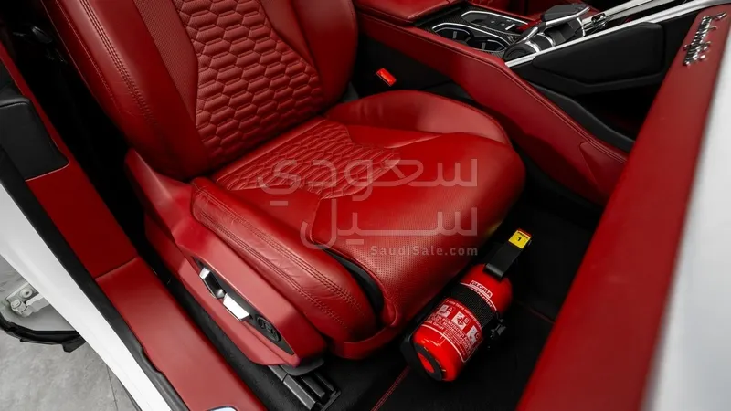 2021 لمبرجيني اوروس