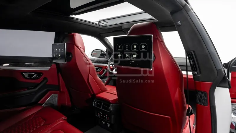 2021 لمبرجيني اوروس