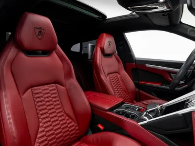 2021 لمبرجيني اوروس