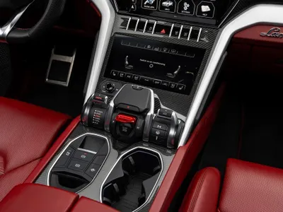 2021 لمبرجيني اوروس