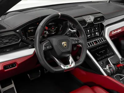 2021 لمبرجيني اوروس