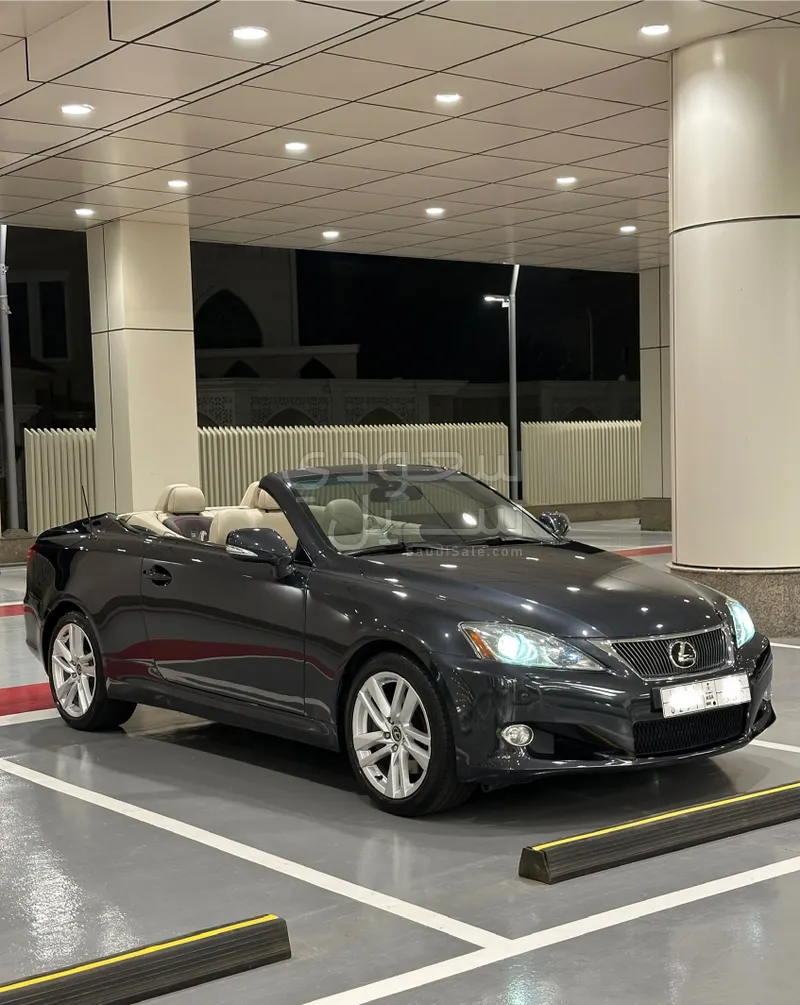2010 لكزس آي إس 300 سي