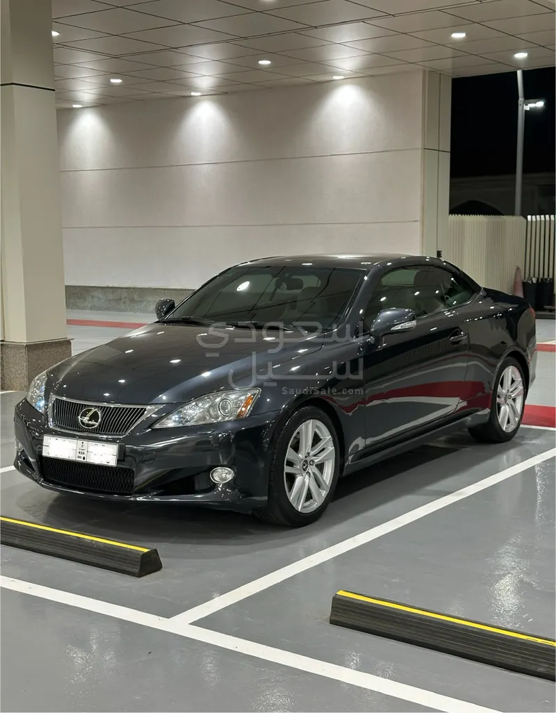 2010 لكزس آي إس 300 سي