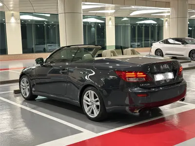 2010 لكزس آي إس 300 سي